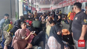 Pemudik Tertahan di Terminal Kalideres, Bus Bantuan Dikerahkan