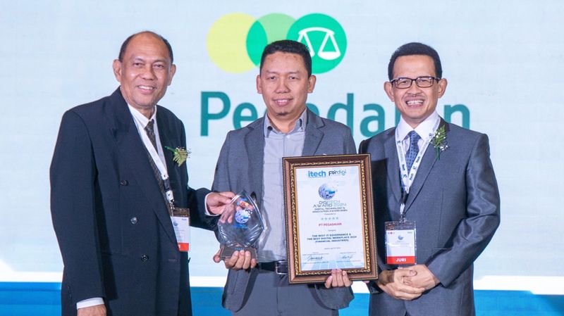 PT Pegadaian mendapat kado istimewa di usia ke-123 tahun dengan raihan empat penghargaan di ajang penganugerahan bergengsi
