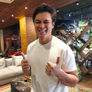 Dulu Dituding Nggak Mau Kelas Ekonomi, Baim Wong Gagal Haji karena Visa Furoda