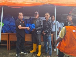 Andre Rosiade: Gerindra Kirim Ribuan Paket Sembako untuk Warga Terdampak Lahar Marapi
