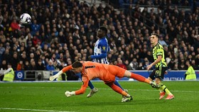 FOTO: Pesona Arsenal Bikin Brighton Bertekuk Lutut
