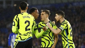 Klasemen Liga Inggris Usai Man City dan Arsenal Menang