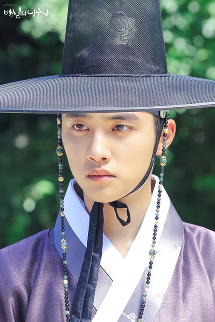Pada tahun 2018, D.O. EXO berkesempatan menjadi main lead di ‘100 Days My Prince’, dan berperan sebagai Lee Yol seorang raja yang hilang dan berganti nama menjadi Won Deuk di sebuah desa./ Foto: x.com/CJnDrama