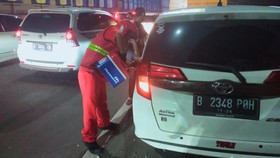 Puncak Arus Mudik, Motoris Layani 10 Pemudik Kehabisan BBM di Tol