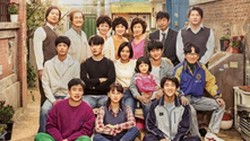 Rekomendasi Film hingga Drakor untuk Temani Perjalanan Mudik