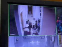 4 Remaja Tendang Pintu Masjid Saat Perkelahian Kelompok di Lutra Ditangkap