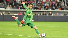 Maarten Paes Tak Sanggup Bendung Tembakan Roket, FC Dallas Kalah