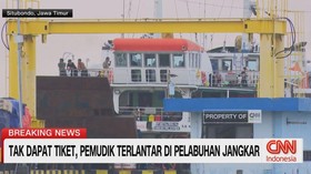 VIDEO: Tak Dapat Tiket, Pemudik Terlantar di Pelabuhan Jangkar