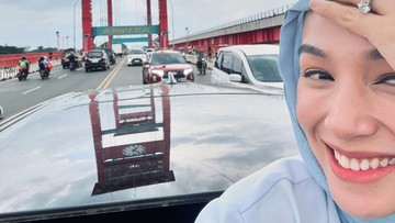 TYA ARIFIN AKHIRNYA BERTEMU KELUARGA BESAR DI PALEMBANG