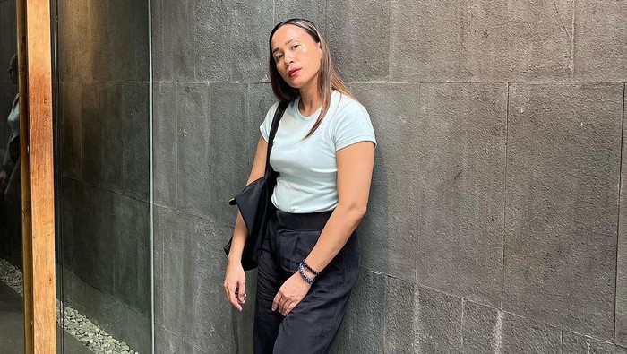 Inong Ayu Hamil Anak Kelima