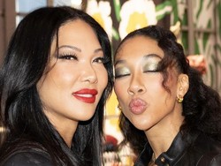 Putri Dari Model Kimora Lee Kencan dengan Pria Beda Usia 44 Tahun, Tuai Kritik