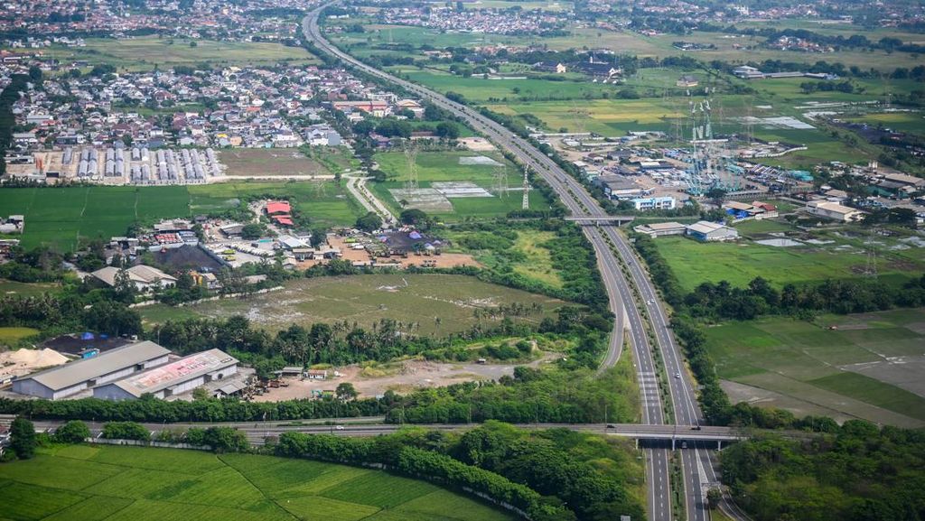 Astra Infra Ungkap Penyebab Kemacetan di Tol Tangerang-Merak