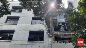 Saksi Mata Kebakaran Kantor YLBHI Sempat Dengar Ledakan