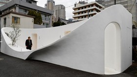 FOTO: Toilet Umum Keren, Alasan Baru Liburan Ke Jepang