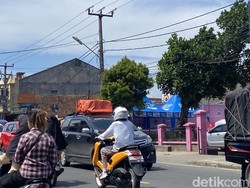 Uji Coba Tol Bocimi Batal, Pemudik Ramaikan Jalur Arteri Sukabumi