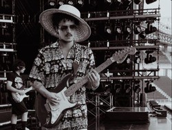 Lirik Lagu Locked Out Of Heaven (Can I Just Stay Here) - Bruno Mars