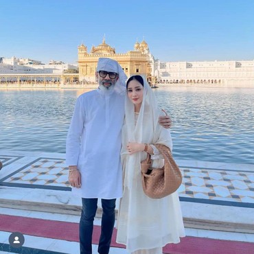 Kisah Bunga Zainal Putuskan Pindah Agama hingga Anak Masuk Agama Sikh