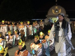 Potret Meriahnya Gema Takbir Jogja 2024 di Pelataran Masjid Gedhe Kauman