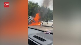 VIDEO: Laka Maut Tol Cikampek, Kapolri: Penyebab Masih Diselidiki