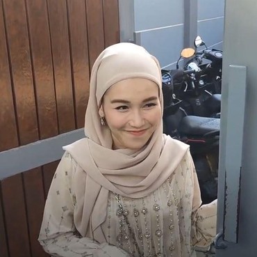 Respons Menohok Tetangga Usai Ayu Ting Ting Dicibir Gegara Kasih THR Rp20 Ribu