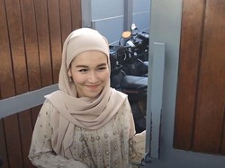Ayu Ting Ting Bakal Halalbihalal dengan Calon Mertua di Momen Idulfitri