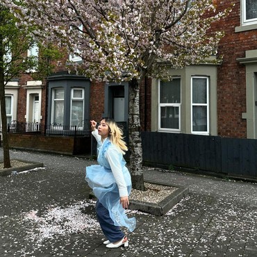 Zara Putri Ridwan Kamil Pamer Rambut Pirang Saat Pulang Kampung