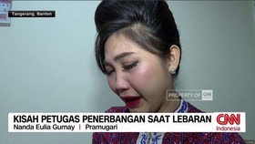 VIDEO: Cerita Petugas Penerbangan Bekerja Saat Lebaran