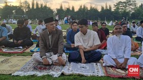 Ganjar Salat Id di Sleman, Mahfud jadi Khatib di UGM