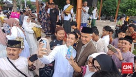 Ganjar usai Salat Idulfitri: Mudah-mudahan Bisa Saling Memaafkan