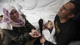 FOTO: Israel Gempur Kamp Pengungsian di Gaza di Hari Lebaran