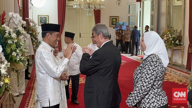 Presiden Jokowi Ajak Dubes Palestina Berdialog Hangat dalam Acara Open House Istana