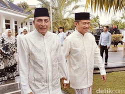 Pj Gubsu Salat Id di Masjid Rumah Dinas, Edy Rahmayadi Hadir