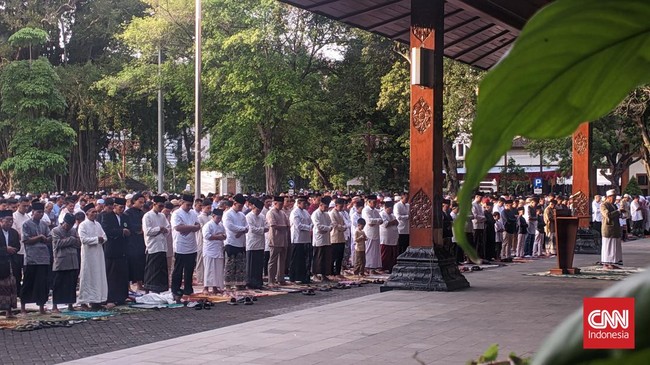 Wali Kota Gibran Merayakan Idul Fitri dengan Salat Id di Balai Kota Solo