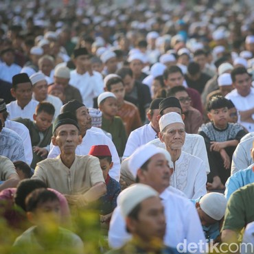 Viral Panitia dan Jamaah Salat Idul Fitri Nyaris Bentrok di Makassar