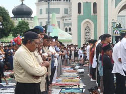 12 Tata Cara Sholat Idul Adha dan Bacaannya: Sendirian dan Berjamaah