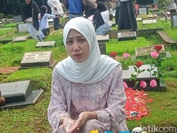 Tamara Tyasmara Dibantu Ustaz-Psikolog Agar Ikhlaskan Kepergian Dante