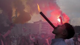 FOTO: Umat Muslim Dunia Rayakan Idulfitri 1445 Hijriah