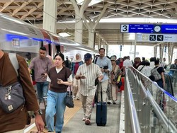 Whoosh Angkut 26 Ribu Penumpang di Momen Lebaran, Naik 30% dari Masa Normal
