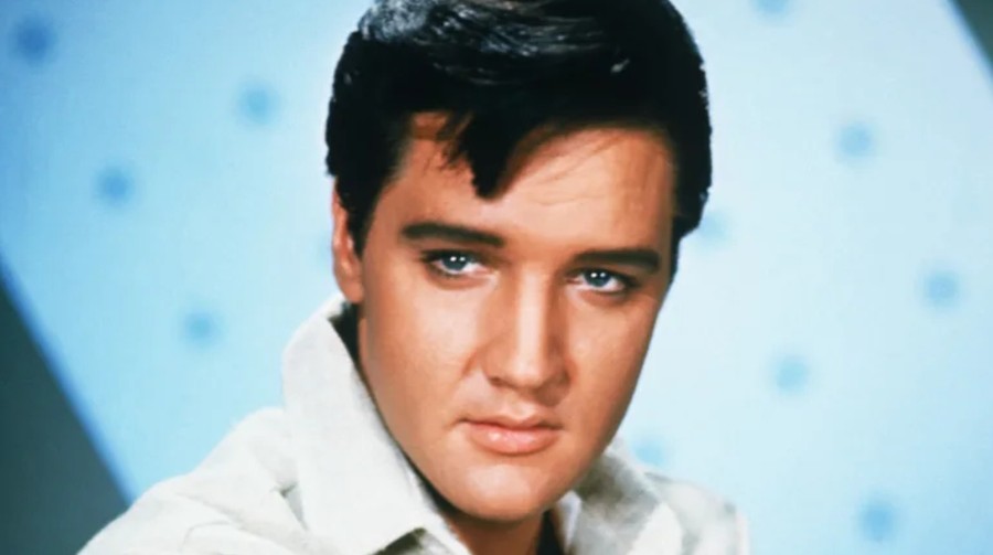 Minuman Favorit Elvis Presley yang Tak Boleh Absen Sebelum Manggung