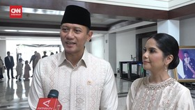 VIDEO: AHY Sampaikan Salam SBY ke Jokowi Saat Open House di Istana