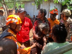 Nenek 60 Tahun yang Hilang Terjebak Hujan Saat Berkebun di Sikka Ditemukan