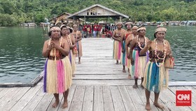 Sasi dan Aksi Kaum Mama Menjaga Biota Laut Papua