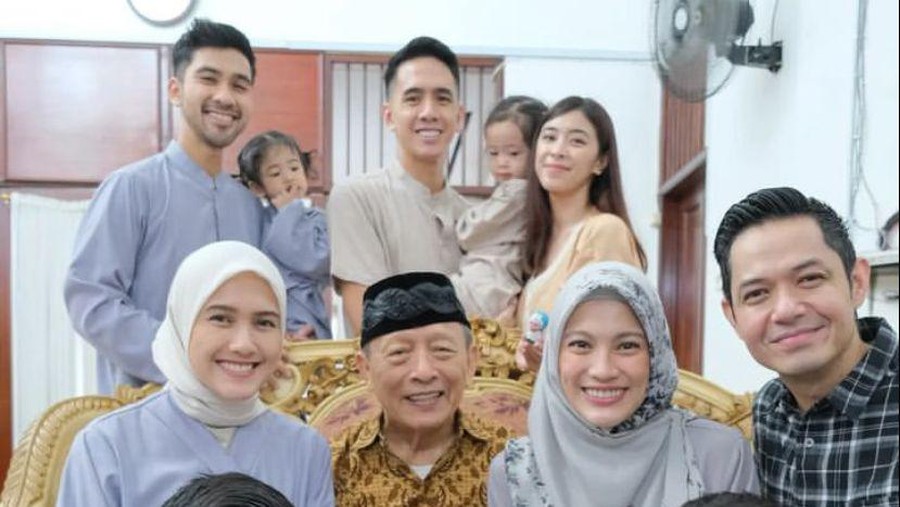 Kakak Alyssa Soebandono