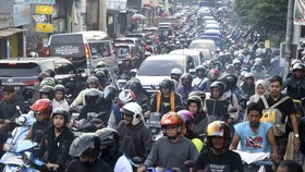 Macet Horor Puncak dan yang Tersisa dari Wacana Bangun Kereta Gantung