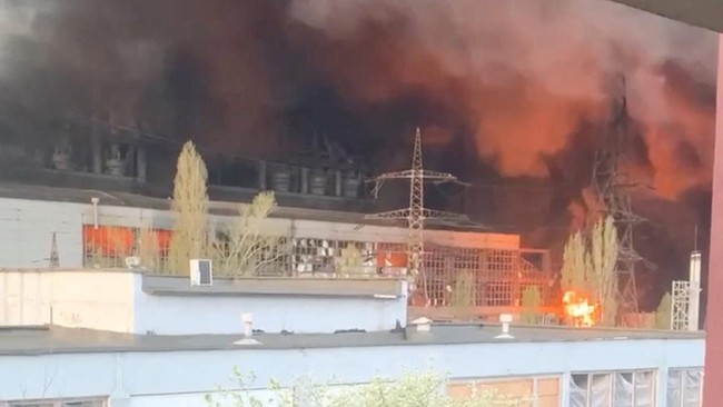 Tindakan Agresif Rusia Gelapkan Kyiv Saat Pembangkit Listrik Terbesar Terkena Serangan