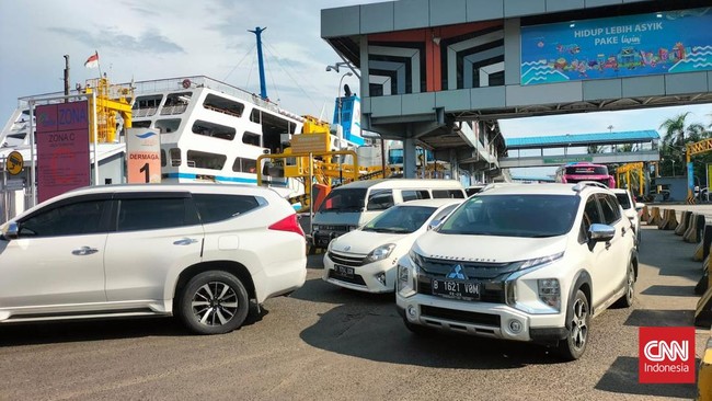 Mayoritas Pemudik Diperkirakan Kembali Melintasi Bakauheni Besok, 80% Masih Belum Kembali
