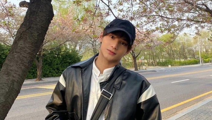 Potret Menawan Zayyan, Member Grup K-Pop XODIAC Asal Indonesia yang Rayakan Lebaran di Korea