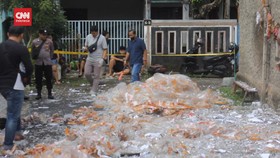 VIDEO: 2 Balon Udara Raksasa Meledak, 6 Rumah dan 1 Mobil Rusak