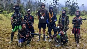 OPM Rilis Video Terbaru Pilot Susi Air yang Disandera
