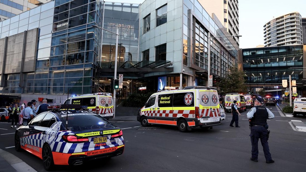 FOTO: Horor Penikaman Massal di Tengah Keramaian Mal Sydney